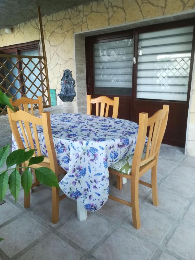 Studio Apartment Posavec เปรมันตูรา ภายนอก รูปภาพ